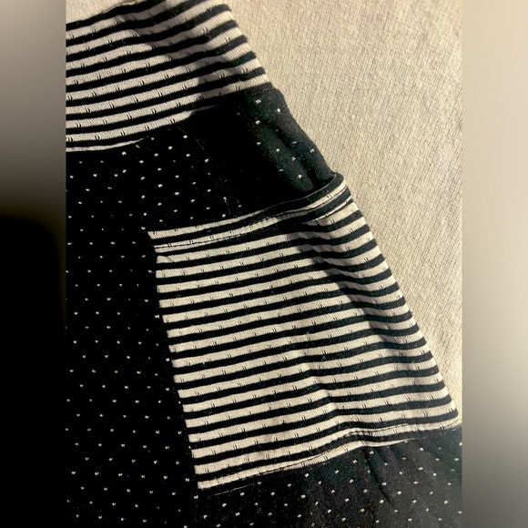 Hiatus Cotton Miniskirt (M) - Picture 5 of 7
